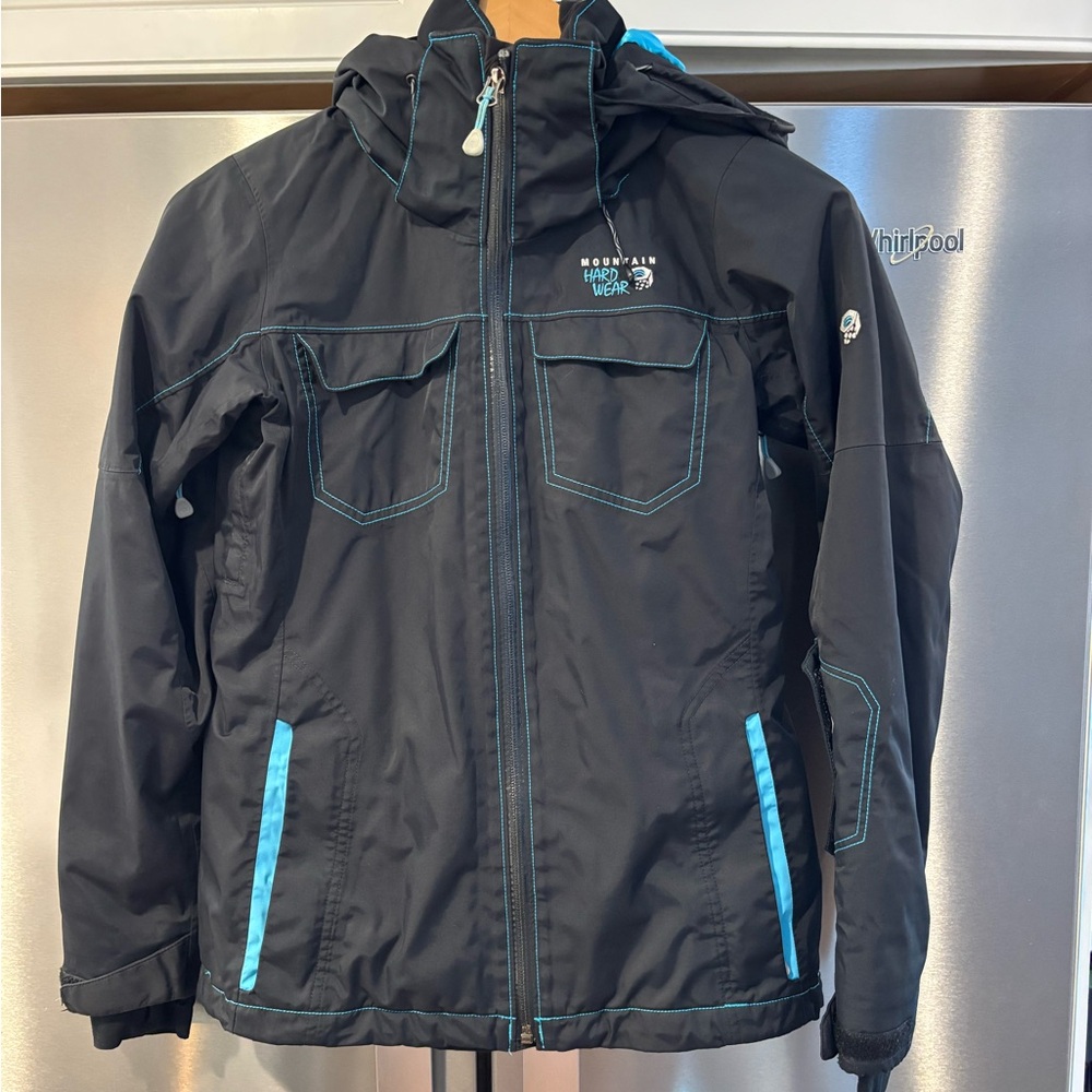 Mountain Hardware ski jacket.  Size XS